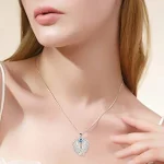 pendentif coeur bleu et ailes