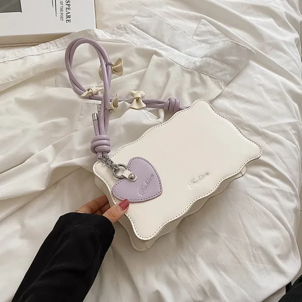 sac à main fashion avec coeur