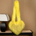 sac coeur en peluche