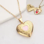 Vintage collier pendentif coeur photo