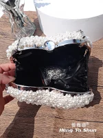 sac romantique avec chaînette