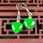 accessoire coeur en jade