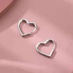 boucles d'oreilles coeur design petites
