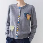 mode femme cardigan coeur