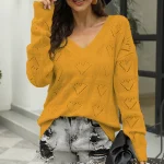 Pull élégant motif coeur
