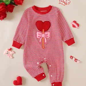 Pyjama une pièce rouge suçon coeur