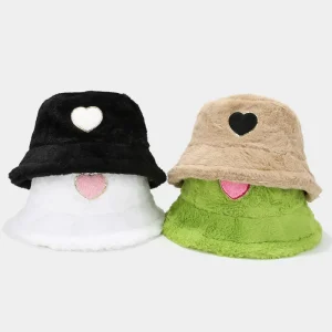Bob peluche coeur blanc noir vert tan