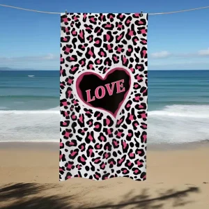 Serviette de plage coeur LOVE léopard rose