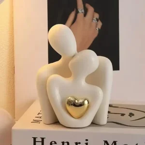 1Pc Couple qui s'embrasse avec coeur or