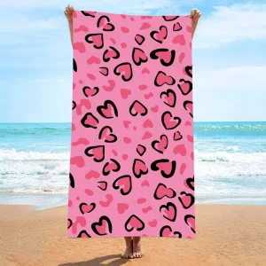 Serviette de plage coeur 27 x 55 " tons de roses
