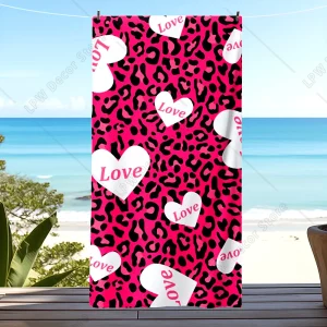 Serviette de plage Love coeur léopard