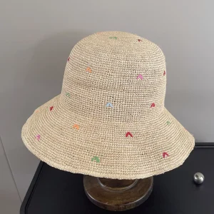 Chapeau coeurs paille femme été plage
