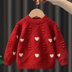 Pull coeur enfant fille rouge ou beige design à carreaux